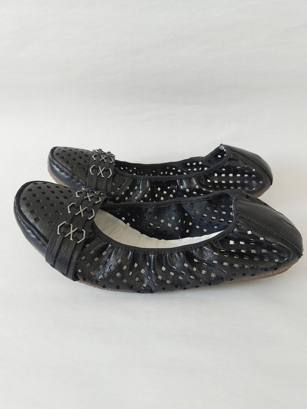 Rieker Women Comfort Casual Stitching Perforated Ballet Flats Slip-on Size 38 EU - Picture 4 of 10